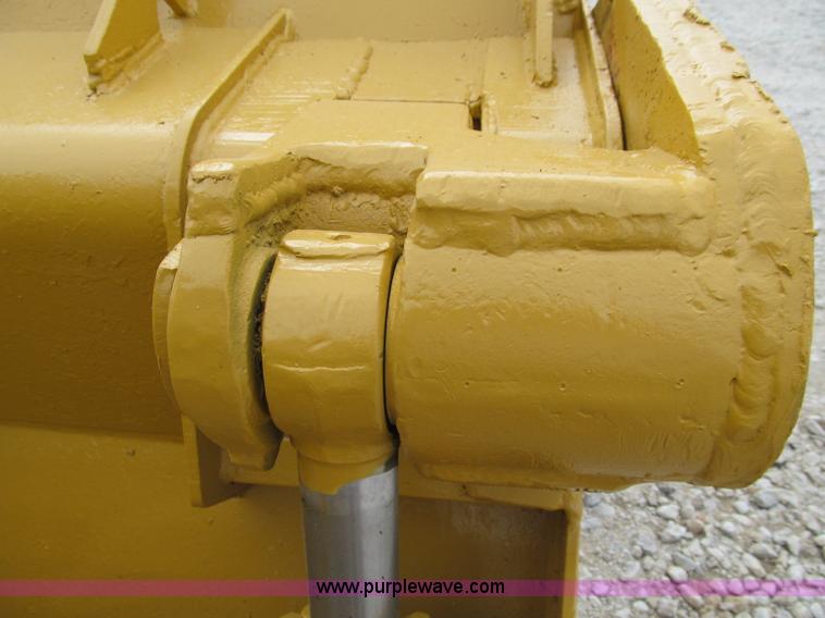 image for item A8431 1987 Caterpillar 963 track loader