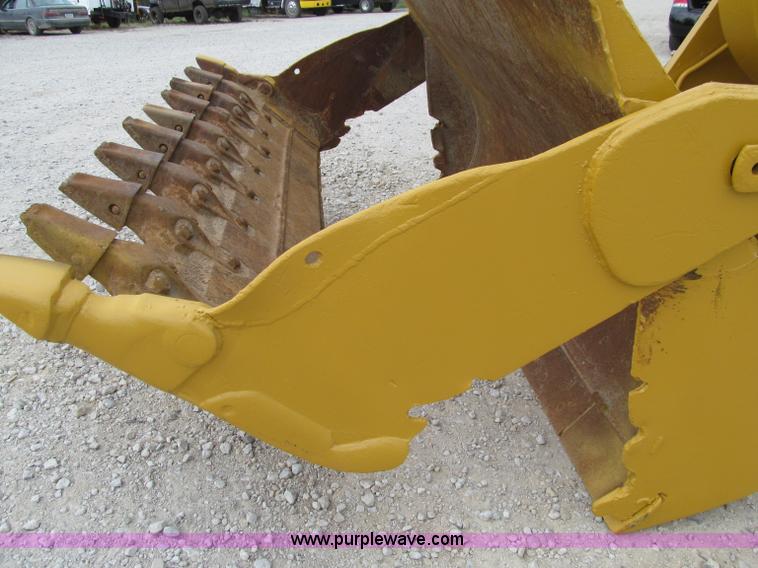 image for item A8431 1987 Caterpillar 963 track loader