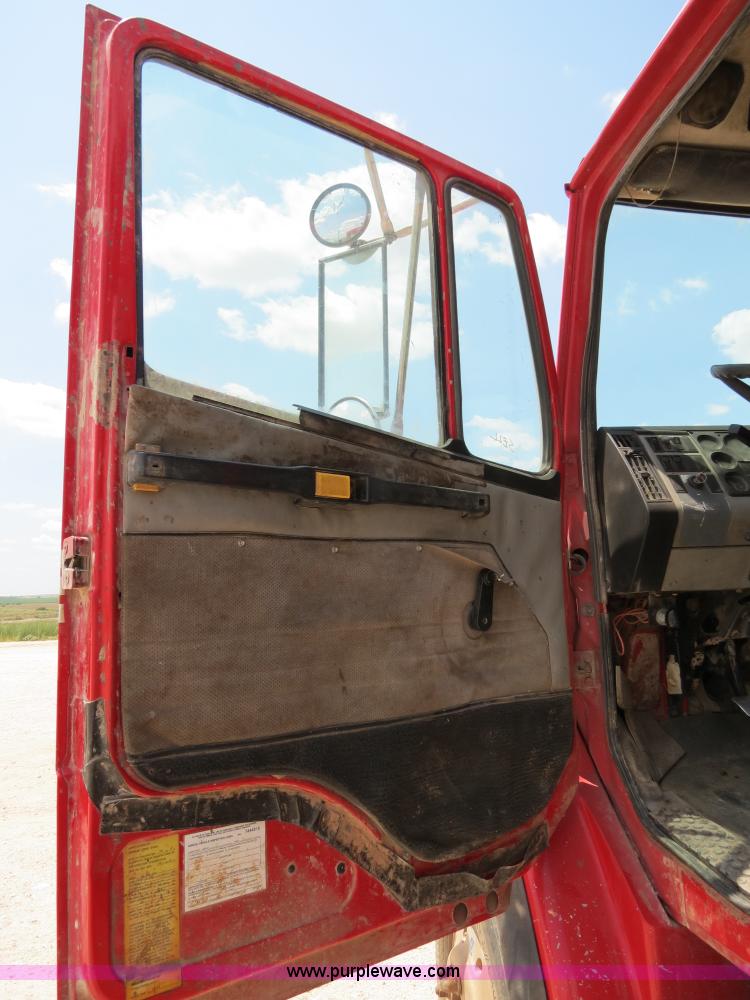 image for item B2424 1998 Freightliner FL80 dump truck