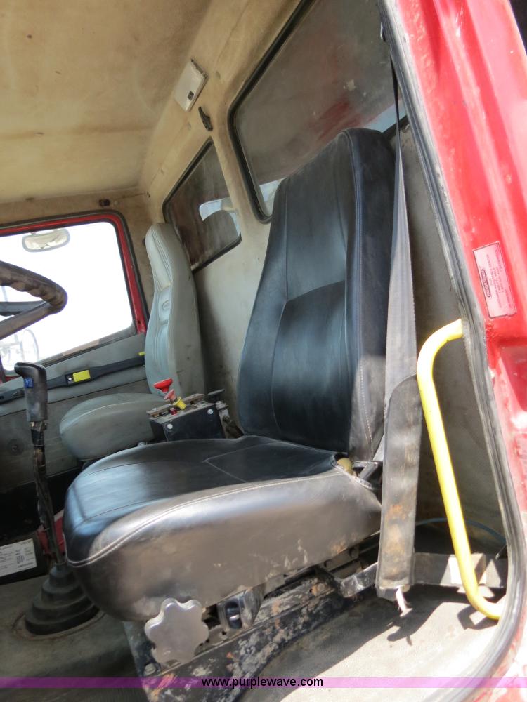 image for item B2424 1998 Freightliner FL80 dump truck