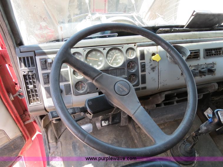 image for item B2424 1998 Freightliner FL80 dump truck