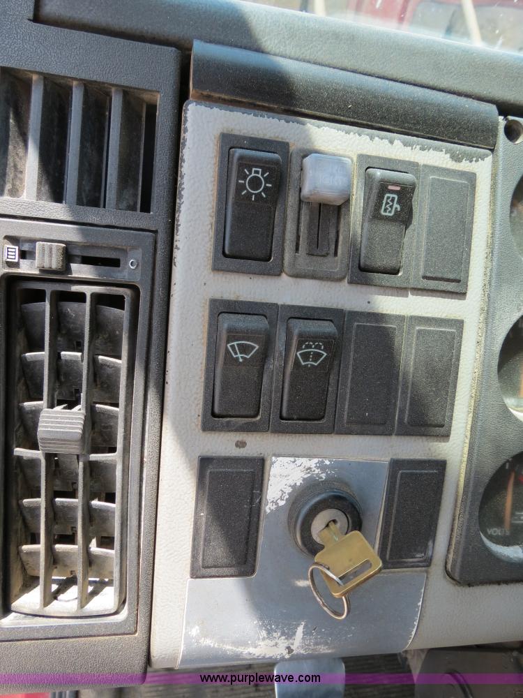 image for item B2424 1998 Freightliner FL80 dump truck