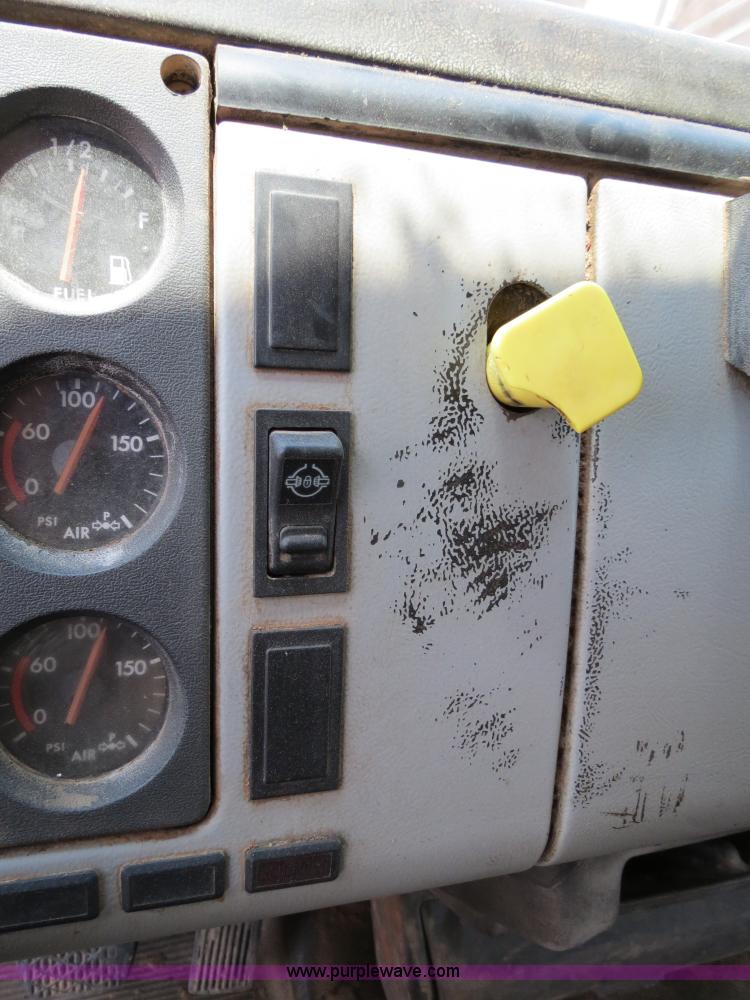 image for item B2424 1998 Freightliner FL80 dump truck