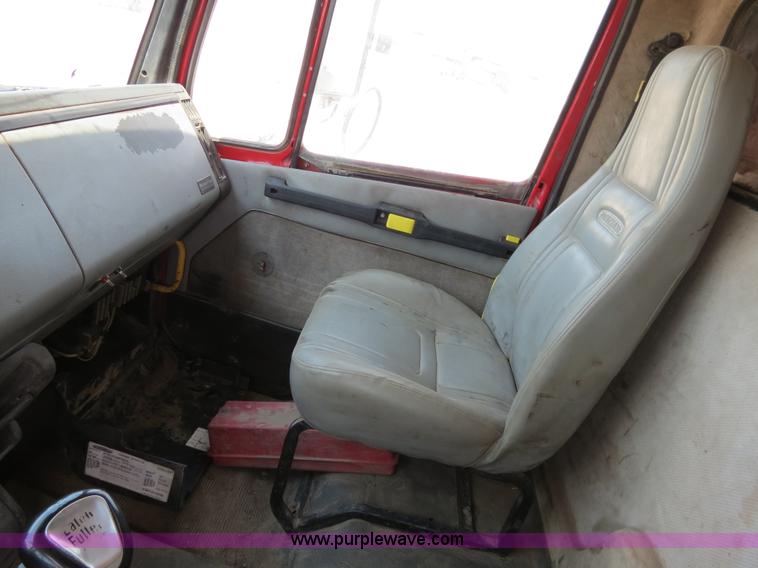 image for item B2424 1998 Freightliner FL80 dump truck