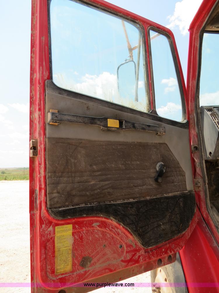 image for item B2425 1998 Freightliner FL80 dump truck