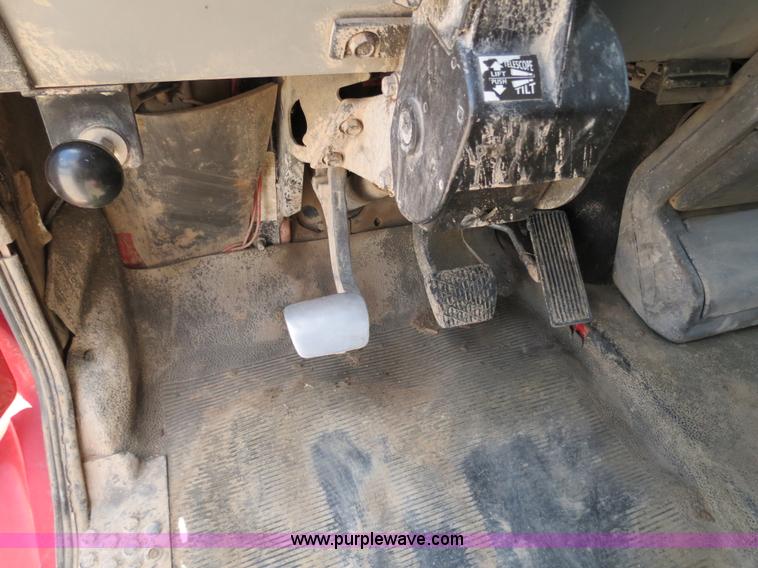 image for item B2425 1998 Freightliner FL80 dump truck