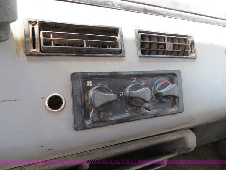 image for item B2425 1998 Freightliner FL80 dump truck