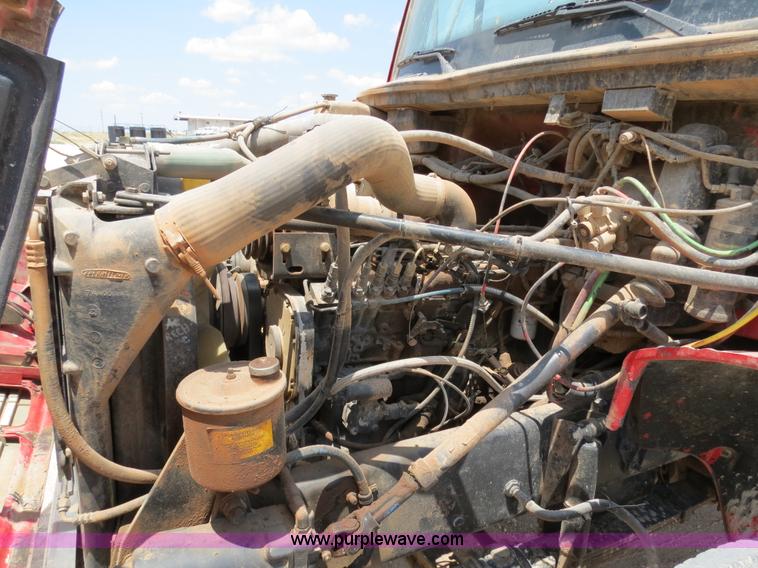 image for item B2425 1998 Freightliner FL80 dump truck