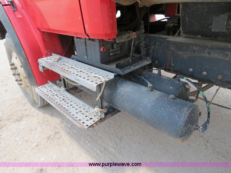 image for item B2425 1998 Freightliner FL80 dump truck