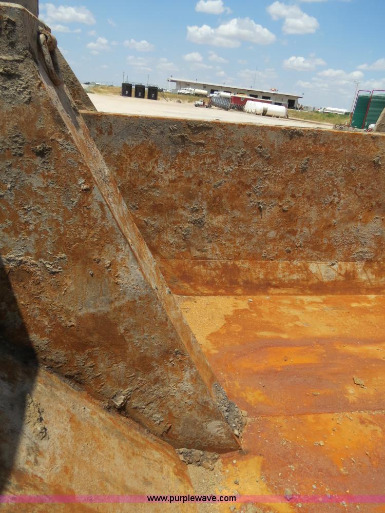 image for item B2425 1998 Freightliner FL80 dump truck