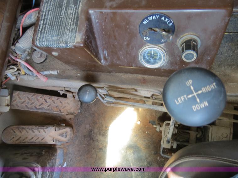 image for item B2440 1993 Advance front discharge concrete mixer truck