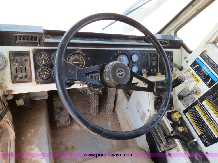 image for item B2442 1996 Oshkosh MPT S2346 front discharge concrete mixer truck