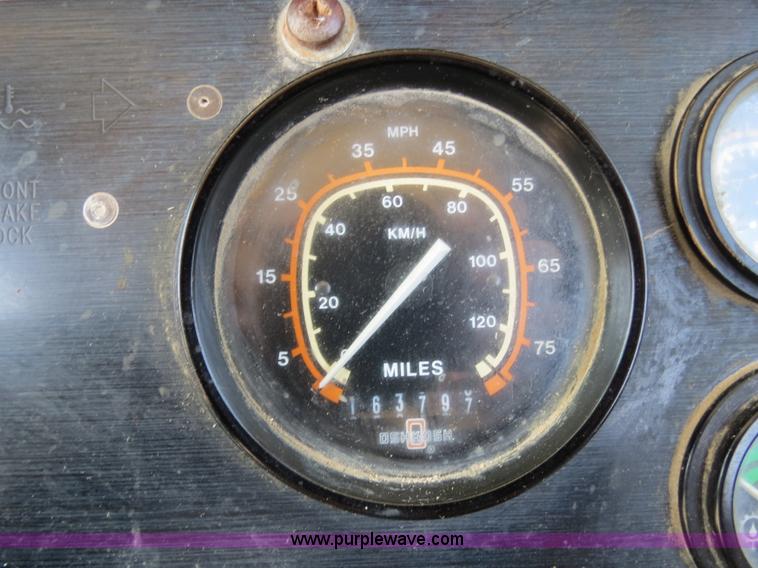 image for item B2442 1996 Oshkosh MPT S2346 front discharge concrete mixer truck