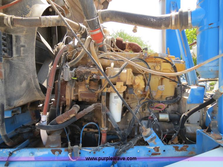 image for item B2442 1996 Oshkosh MPT S2346 front discharge concrete mixer truck