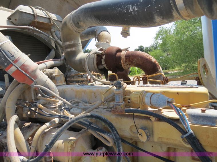 image for item B2442 1996 Oshkosh MPT S2346 front discharge concrete mixer truck