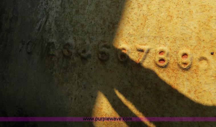 image for item B2442 1996 Oshkosh MPT S2346 front discharge concrete mixer truck