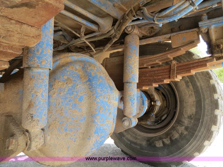 image for item B2442 1996 Oshkosh MPT S2346 front discharge concrete mixer truck