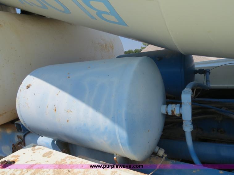 image for item B2442 1996 Oshkosh MPT S2346 front discharge concrete mixer truck