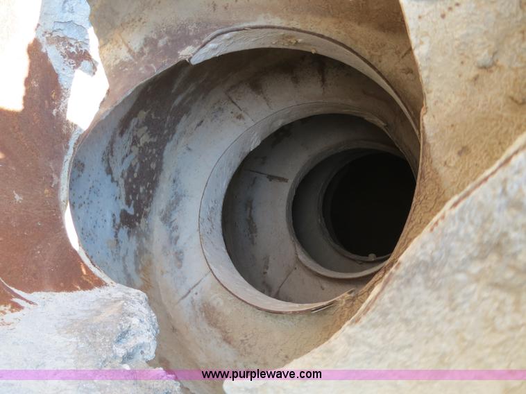 image for item B2442 1996 Oshkosh MPT S2346 front discharge concrete mixer truck