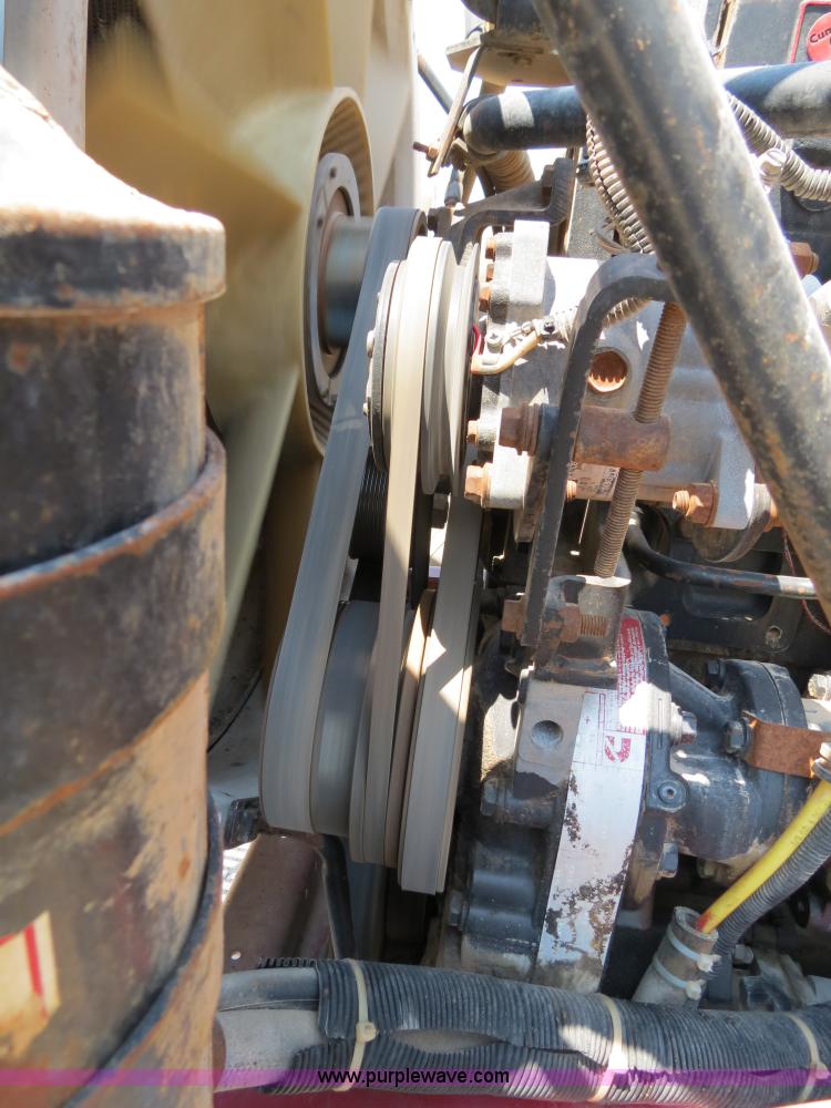 image for item B2443 1994 Volvo White GMC ACL dump truck