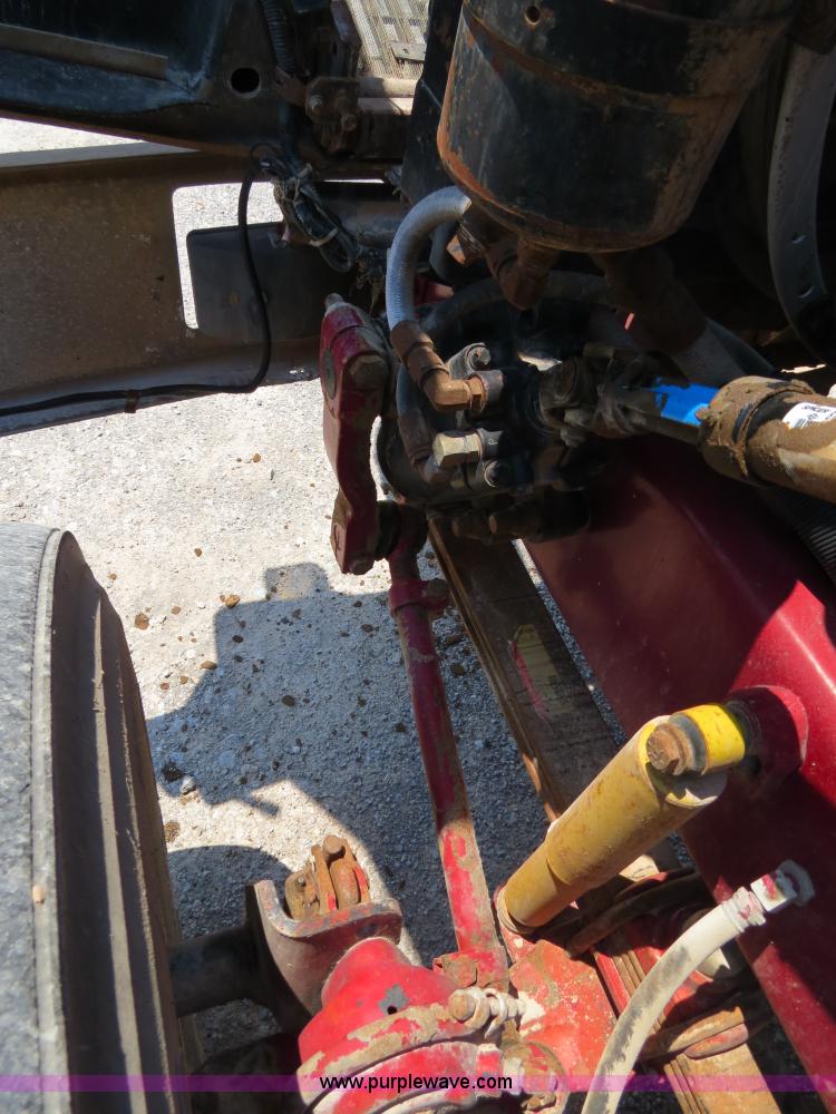 image for item B2443 1994 Volvo White GMC ACL dump truck