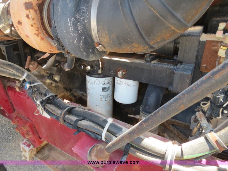 image for item B2443 1994 Volvo White GMC ACL dump truck