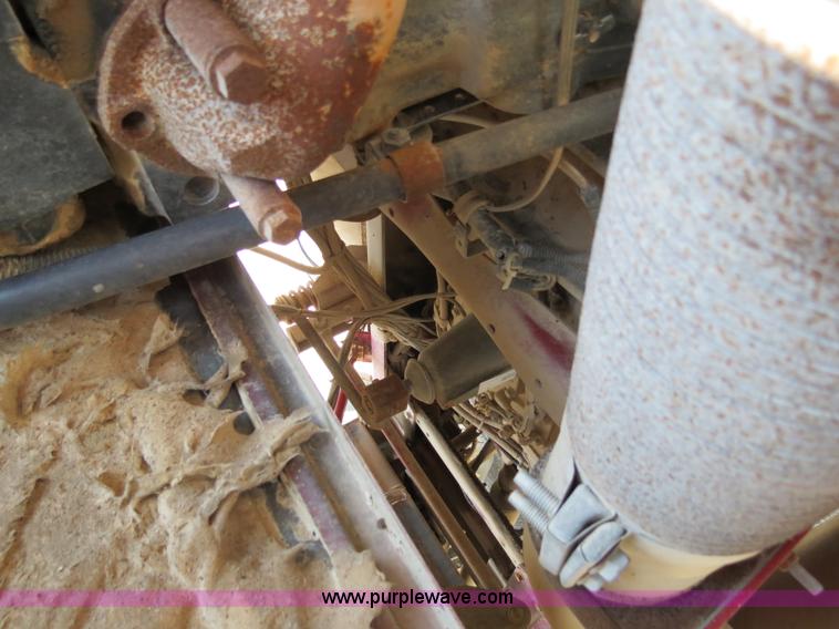 image for item B2443 1994 Volvo White GMC ACL dump truck