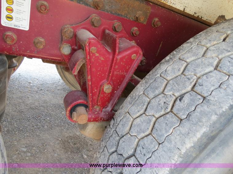 image for item B2443 1994 Volvo White GMC ACL dump truck