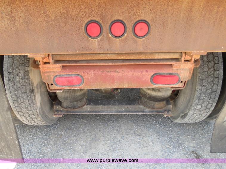 image for item B2443 1994 Volvo White GMC ACL dump truck