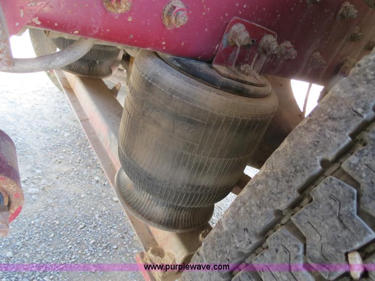 image for item B2443 1994 Volvo White GMC ACL dump truck