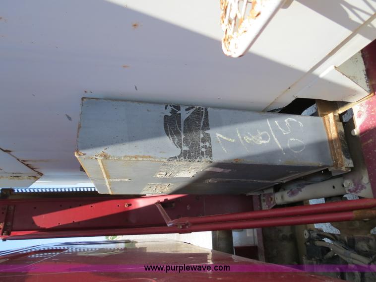 image for item B2443 1994 Volvo White GMC ACL dump truck