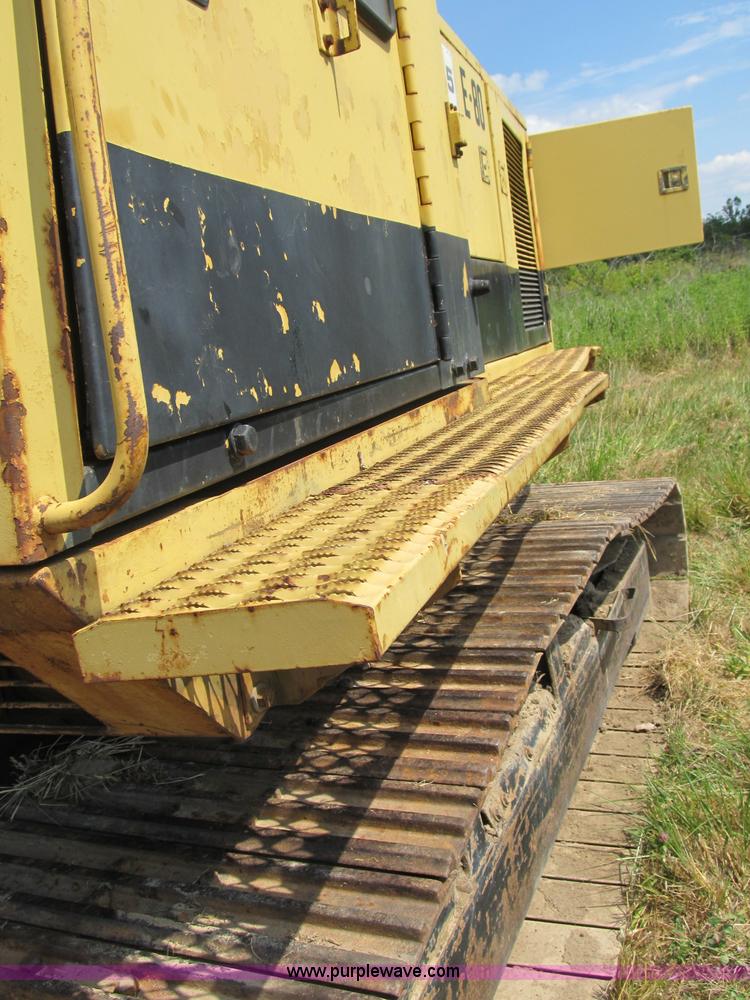 image for item B2764 1983 Caterpillar 225 excavator