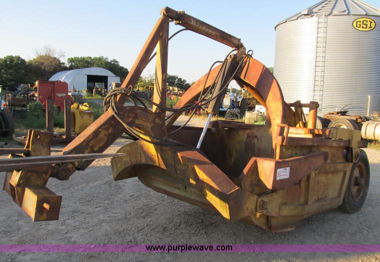 image for item B2766 Letourneau D 5.5 yd. pull behind scraper