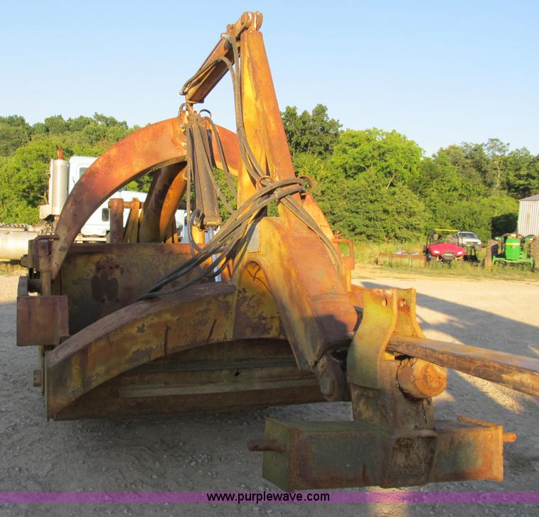 image for item B2766 Letourneau D 5.5 yd. pull behind scraper
