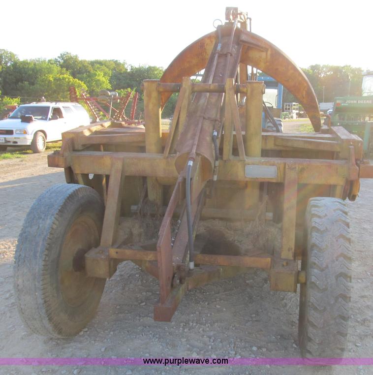 image for item B2766 Letourneau D 5.5 yd. pull behind scraper