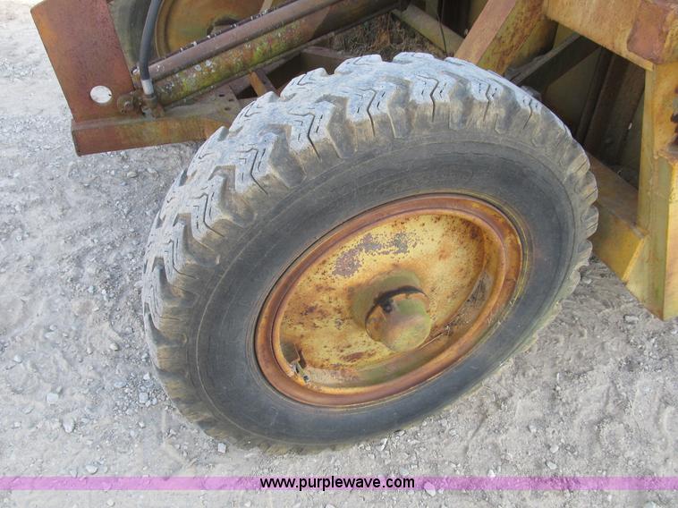 image for item B2766 Letourneau D 5.5 yd. pull behind scraper