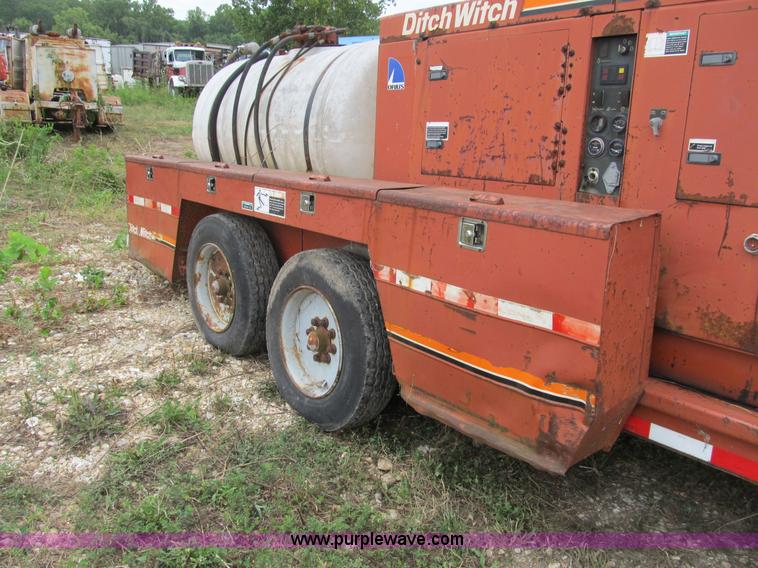 image for item B2781 1996 Ditch Witch JT2511 directional drill