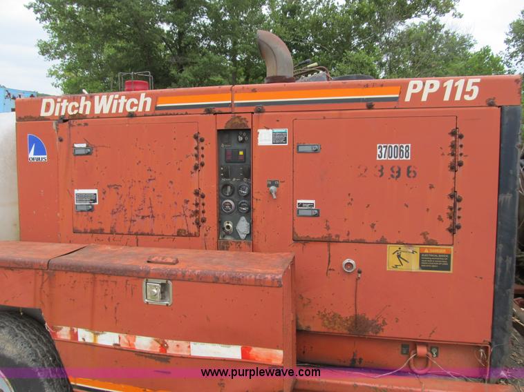 image for item B2781 1996 Ditch Witch JT2511 directional drill