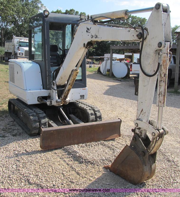 image for item B2788 1997 Bobcat 331 compact excavator