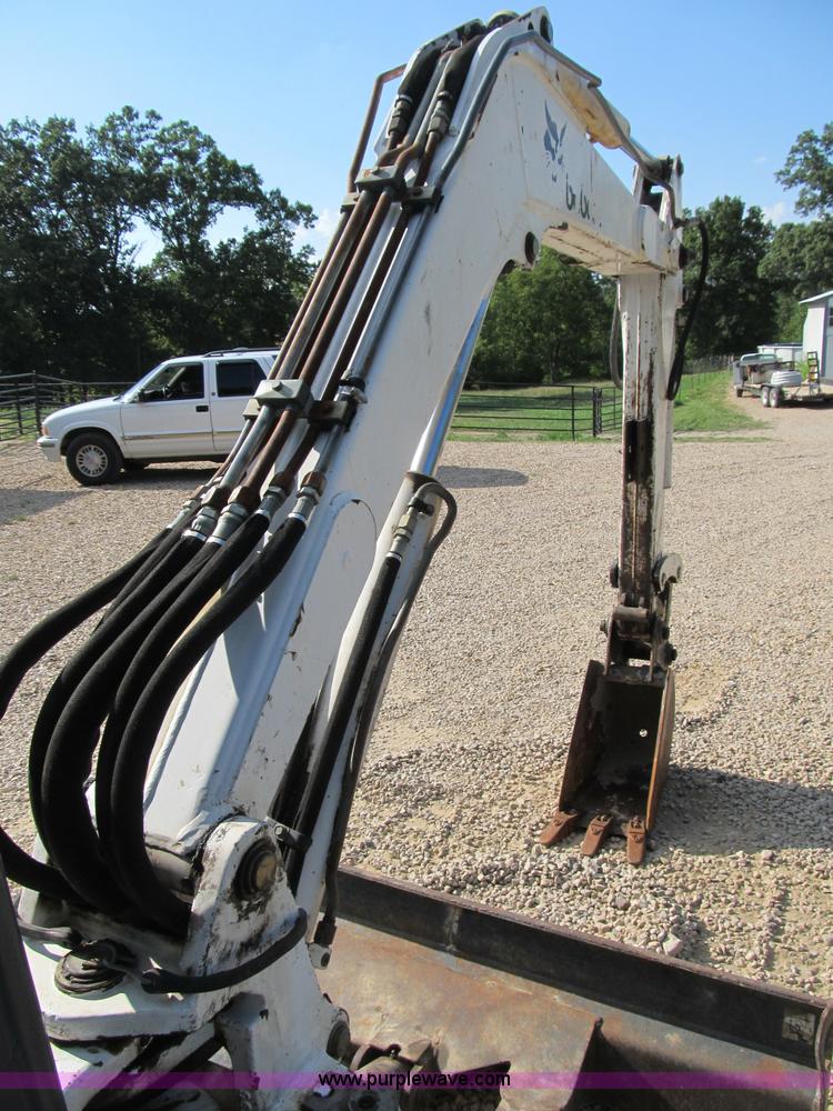 image for item B2788 1997 Bobcat 331 compact excavator