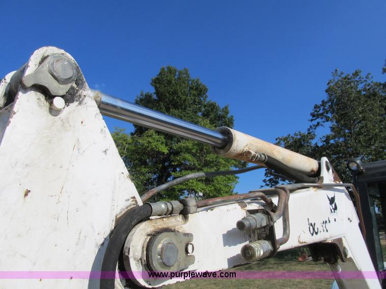 image for item B2788 1997 Bobcat 331 compact excavator