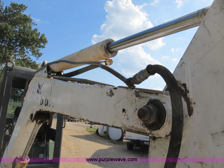 image for item B2788 1997 Bobcat 331 compact excavator