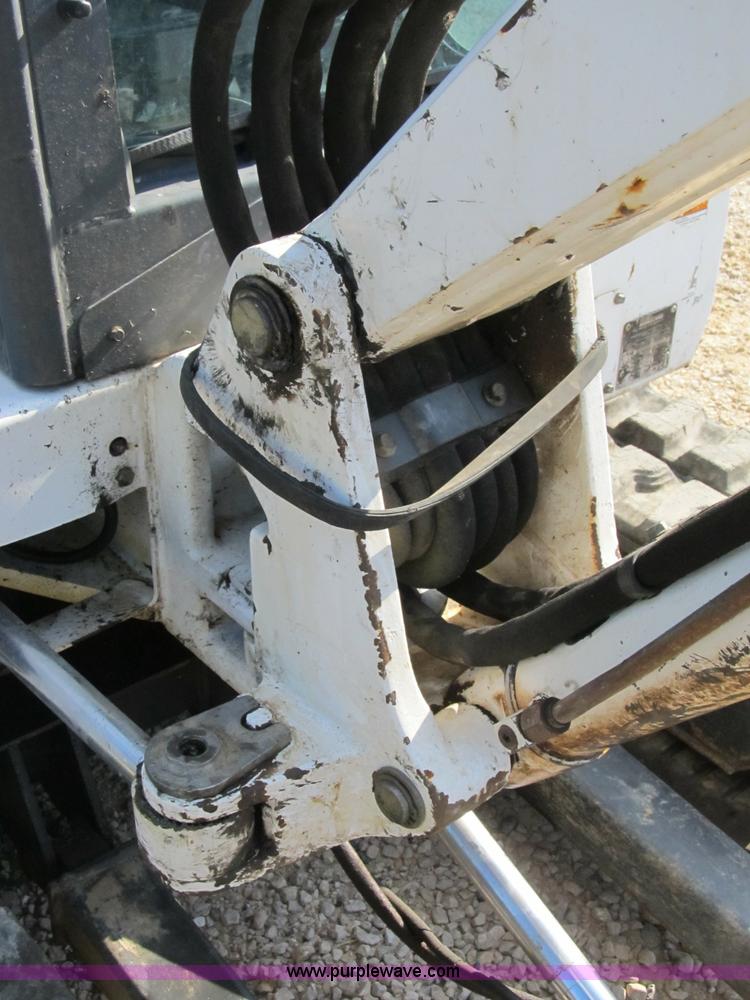 image for item B2788 1997 Bobcat 331 compact excavator