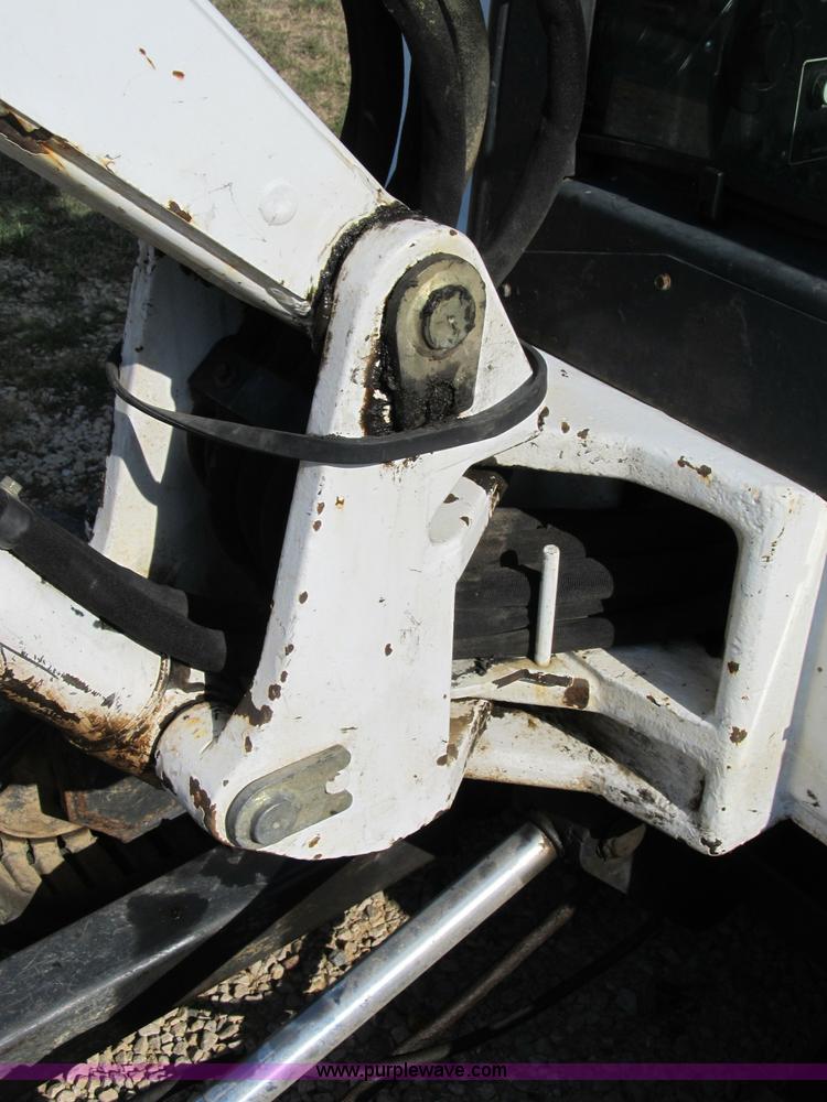 image for item B2788 1997 Bobcat 331 compact excavator