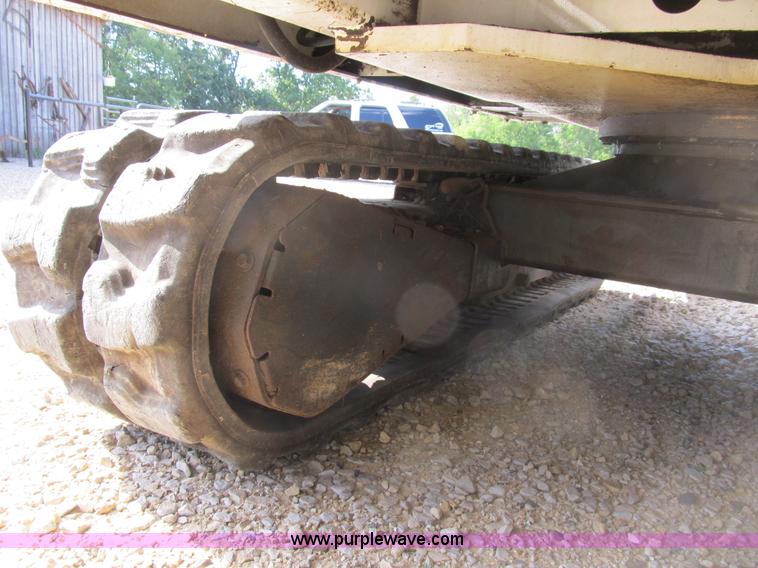 image for item B2788 1997 Bobcat 331 compact excavator