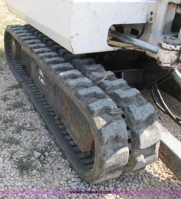 image for item B2788 1997 Bobcat 331 compact excavator