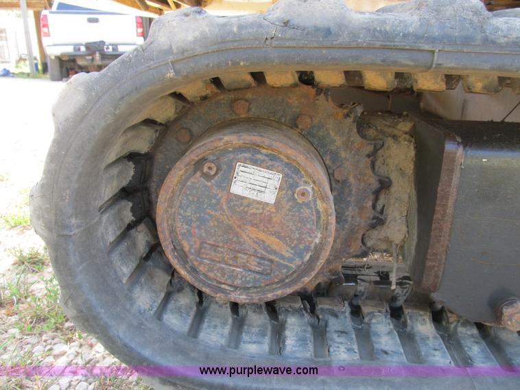 image for item B2788 1997 Bobcat 331 compact excavator