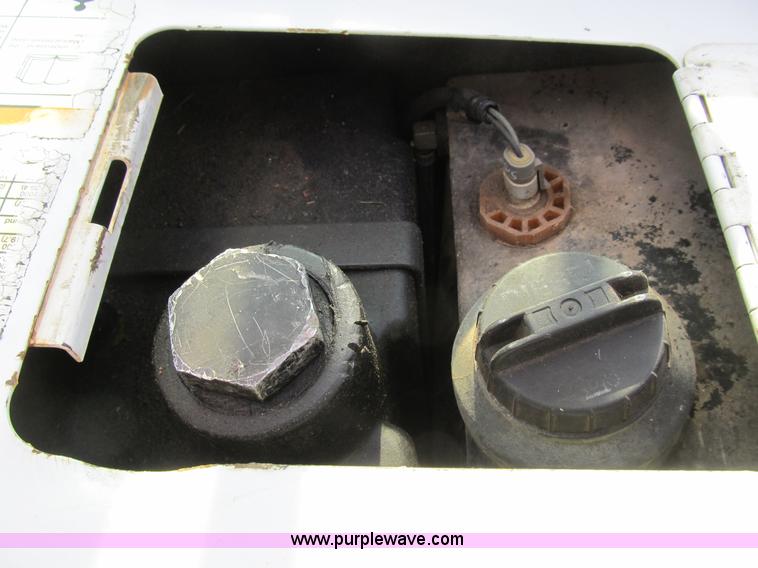 image for item B2788 1997 Bobcat 331 compact excavator