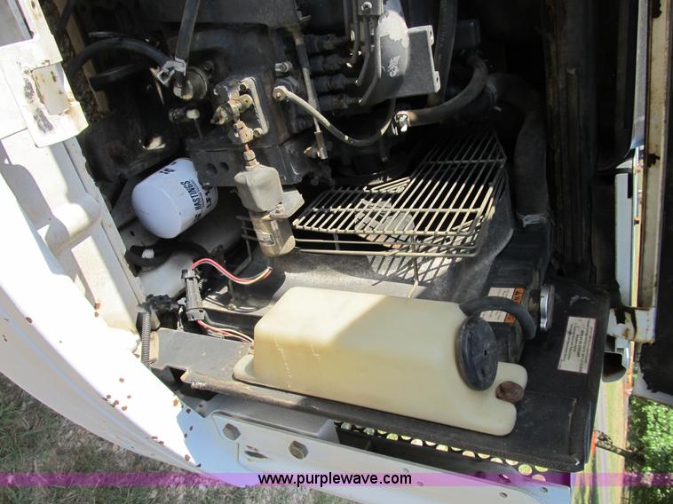 image for item B2788 1997 Bobcat 331 compact excavator