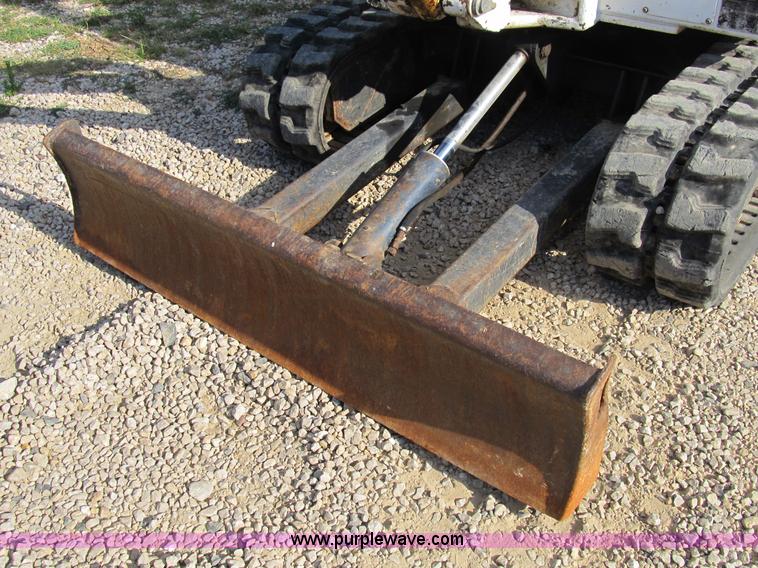 image for item B2788 1997 Bobcat 331 compact excavator